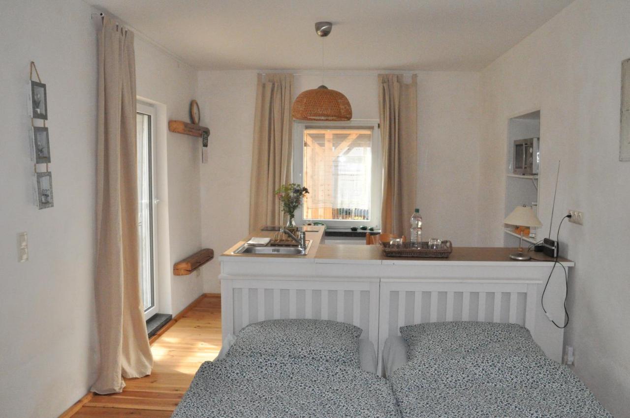 Pension "Seeblick" Am Stelzenhaus Dornburg  Екстериор снимка